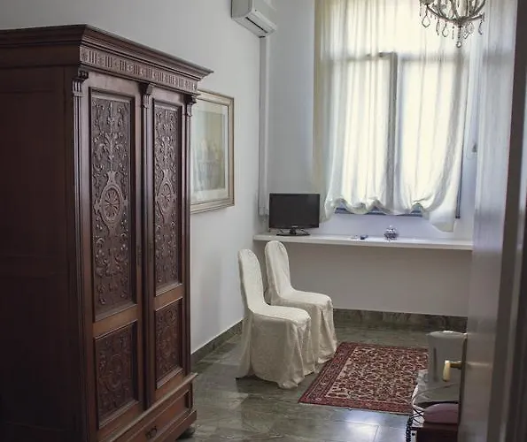 Hotel Carrer Porto Viro